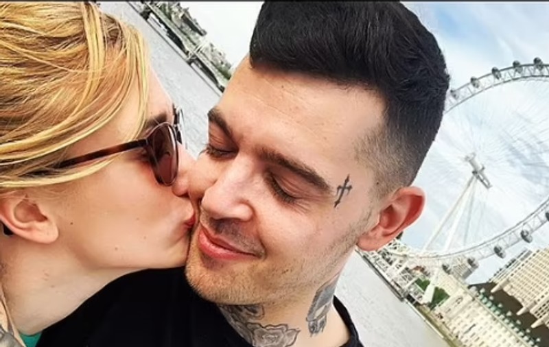 Britanicul care și-a abandonat familia pentru o refugiată din Ucraina a părăsit-o pe Sofia după patru luni: „Am sunat la poliție”