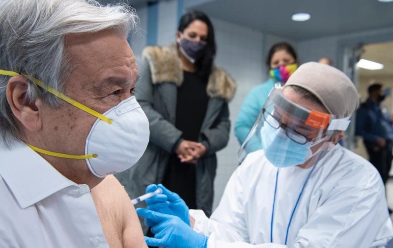Secretarul general al ONU s-a vaccinat anti-COVID