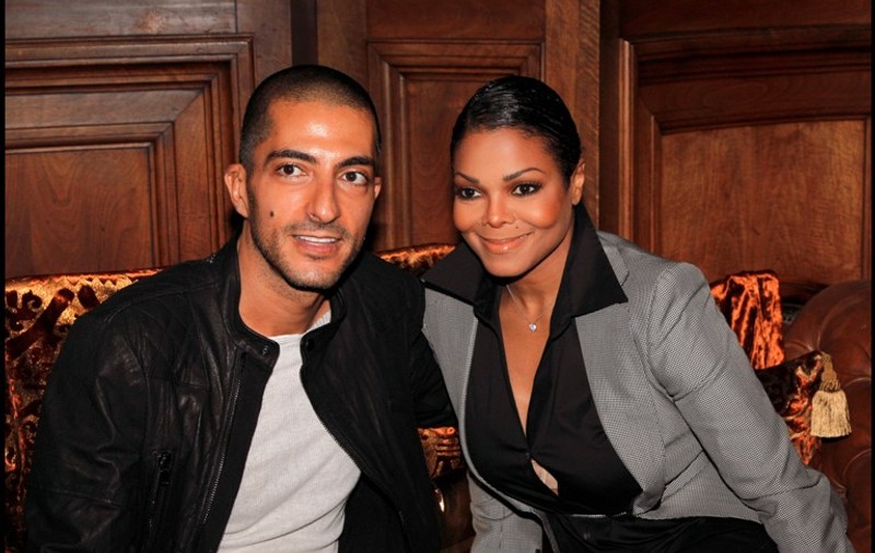 Janet Jackson s-a logodit şi vrea un copil