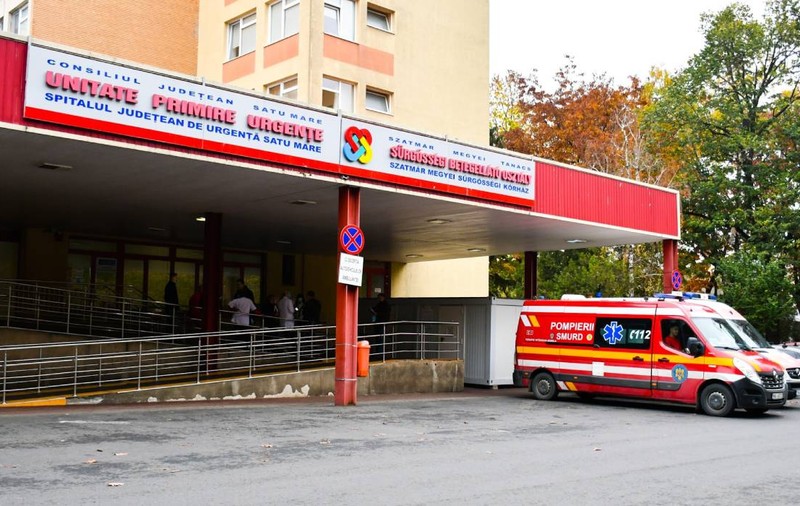 Administrația spitalului din Satu Mare a primit prime de 1,3 milioane de lei, deși spitalul este dator cu 90 de milioane. Cum motivează sumele