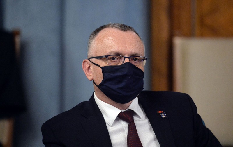 Ministrul educației, despre redeschiderea școlilor: ”Decizia va fi luată în cea de a treia decadă a lunii ianuarie”