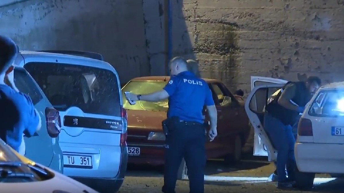 Anchetatorii strâng probe după prăbușirea dronei în curtea secției de poliție din Trabzon Captură AA Photo via Turkyie Today