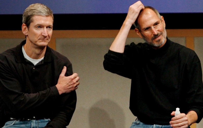 Tim Cook va urma la 'tronul'  Apple, după Steve Jobs. Hai să-l cunoaştem!