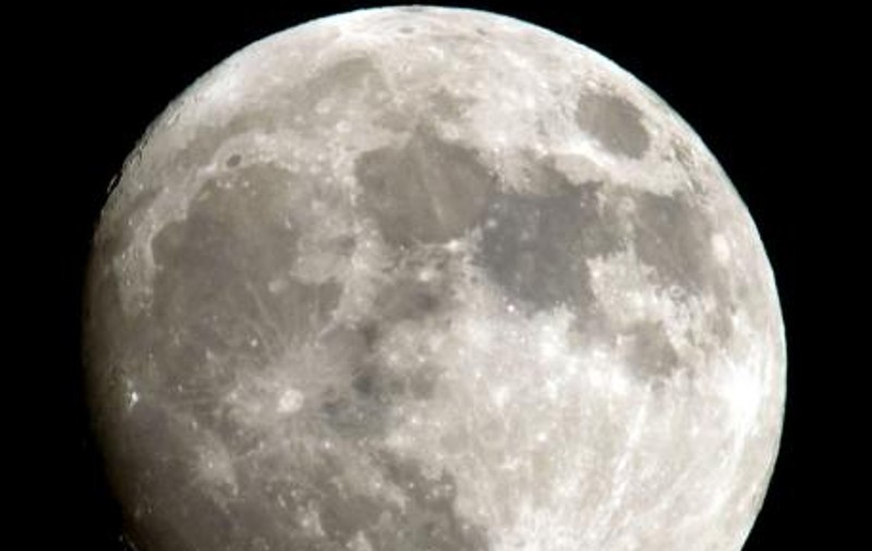 NASA, bază spaţială permanentă în spatele feţei nevăzute a Lunii