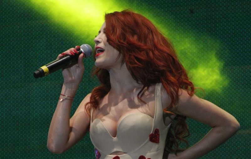 Elena Gheorghe dă din casă: "Am mimat până dimineaţa"