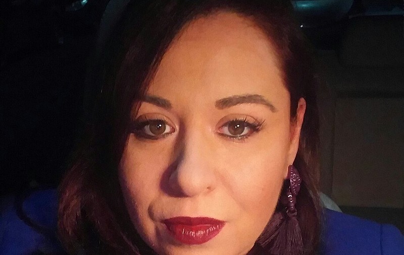 Oana Roman are nevoie de ajutor! „Căutăm vânzătoare cu experienţă”