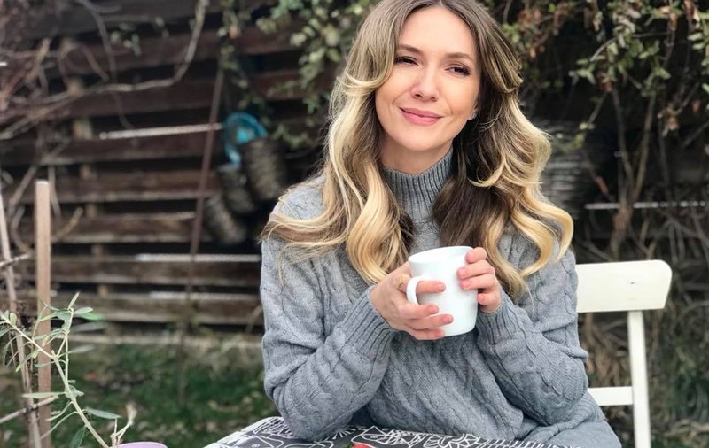 Amintiri de 1 Mai cu Dana Rogoz, Laura Cosoi, Adela Popescu, şi Sore