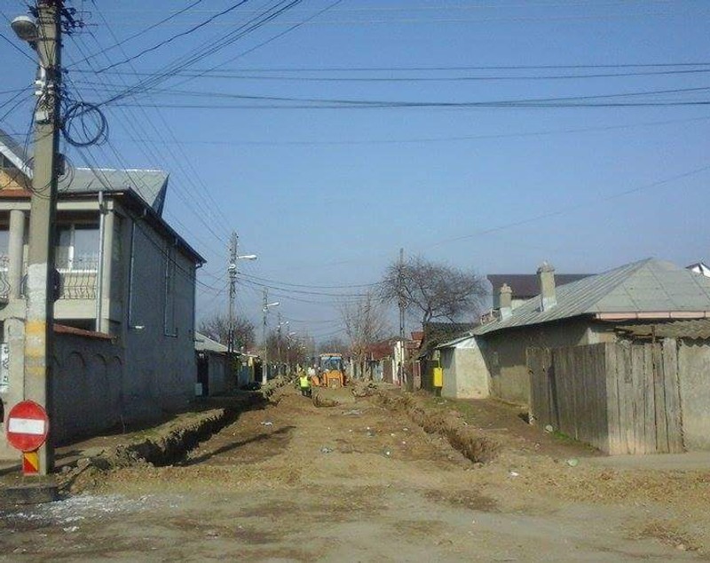 Dorel de Brăila! După ce au săpat două zile la o stradă şi-au dat seama că nu aceea era adresa reparaţiei!