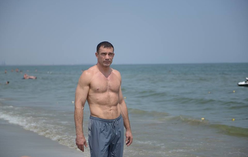 Superkombat. Peter Aerts a făcut senzație la Mamaia! Arată fabulos, la 45 de ani! GALERIE FOTO