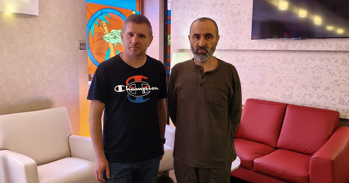 Costică Brădățan alături de colegul nostru.