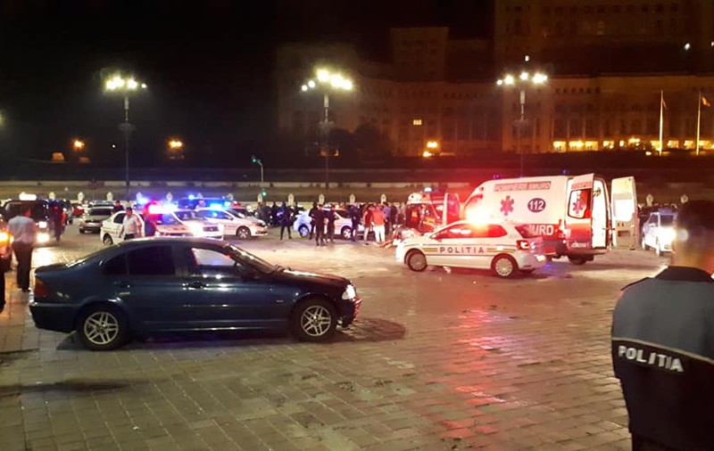 Bărbatul ucis în Piața Constituției a murit după ce a fost lovit în cap cu un obiect dur. Concluziile medicilor legiști