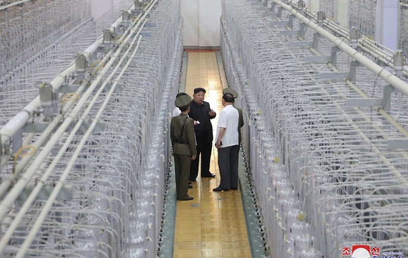 Primele imagini dintr-un centru interzis, unde Coreea de Nord produce combustibil pentru bombe nucleare
