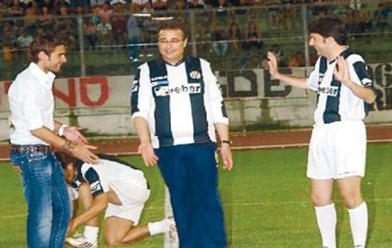 Mutu, la un meci caritabil