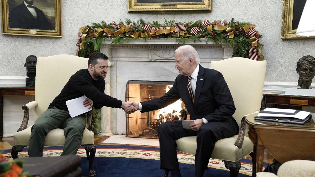 Casa Albă, decembrie 2023: Volodimir Zelenski (stânga), primit de Joe Biden Foto: Hepta