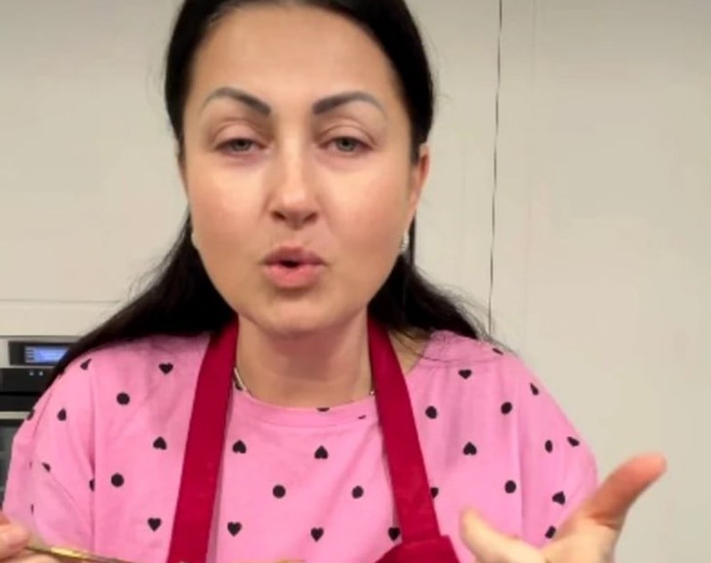 Gabriela Cristea a dezvăluit cum prepară mâncarea de bame cu costiță afumată. Rețeta secretă a vedetei
