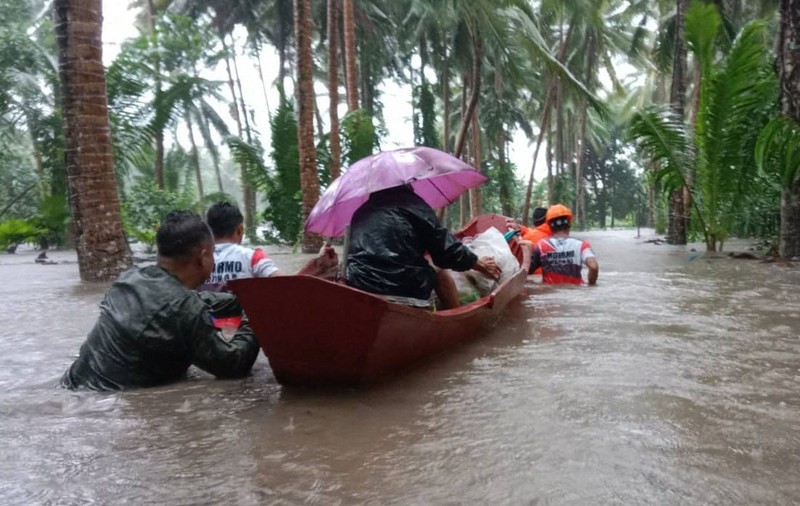„Hawaii-ul chinezesc”, acoperit de ape, după ploile extreme aduse de un ciclon tropical I VIDEO