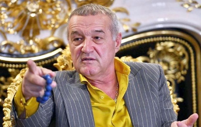 Concluzia Poliției Ilfov după accidentul lui Gigi Becali: Patronul FCSB a condus mașina care a intrat în șanț. S-a deschis dosar penal