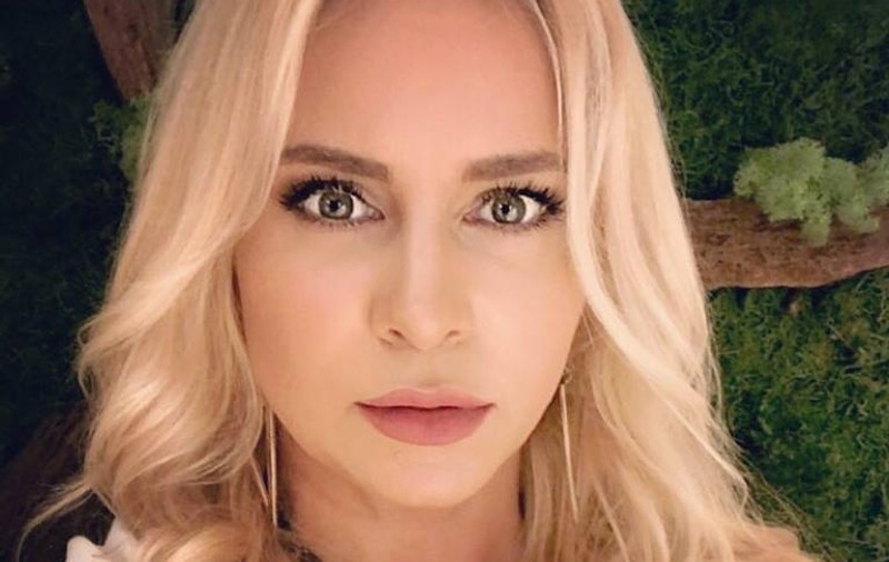 Cum arată Paula Chirilă în costum de baie după ce a slăbit. Poartă haine cu două numere mai mici