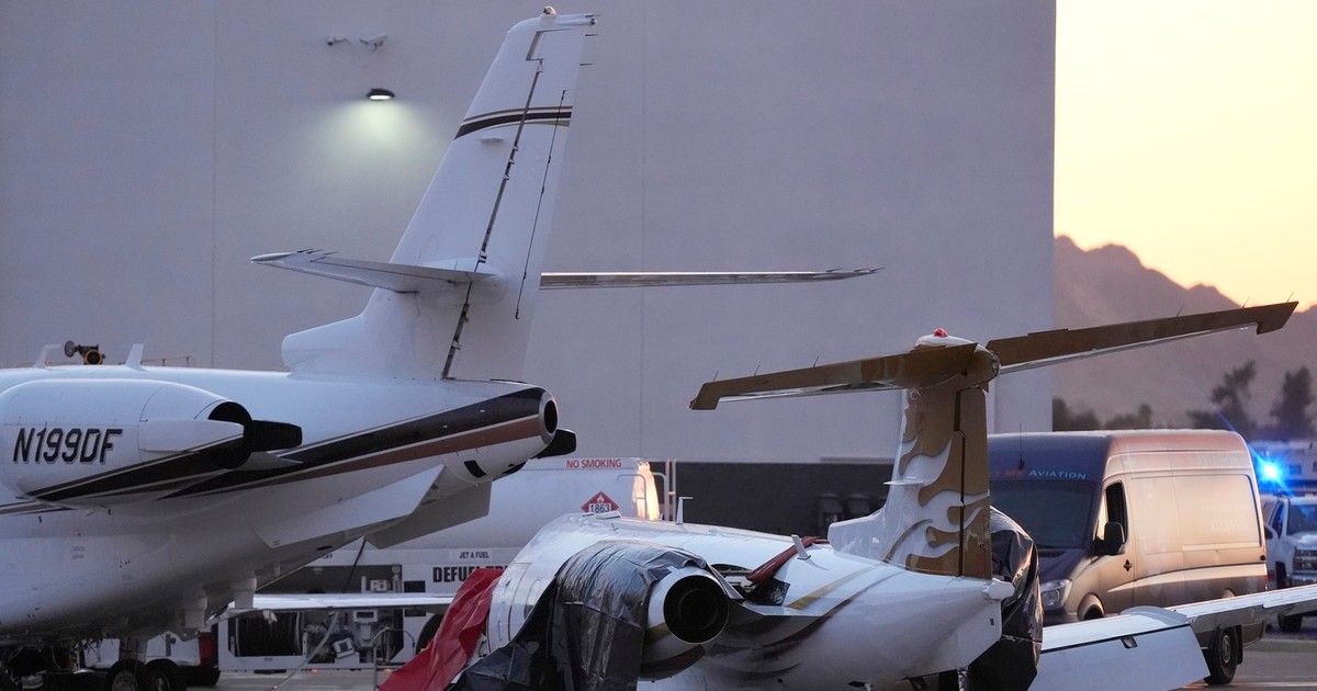 Imagine cu avioanele care s-au ciocnit la aeroportul Scottsdale