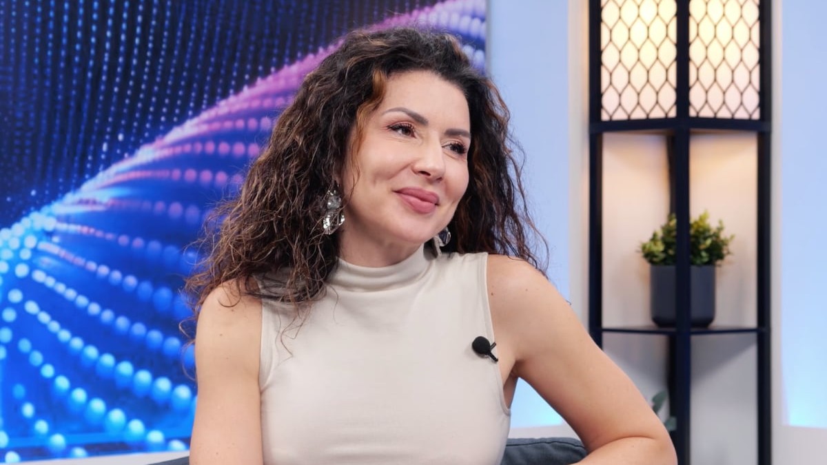 Carmen Brumă, în timpul unui interviu din emisiunea „Puterea unui lider”.