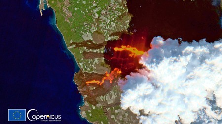 Râurile de lavă din vulcanul Cumbre Vieja de pe insula spaniolă La Palma. Foto: Epa