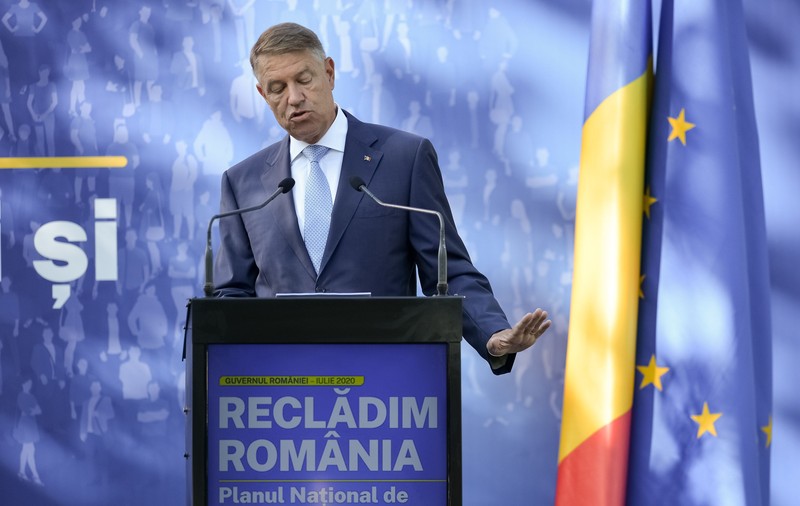 Un propagandist mediocru la cârma României