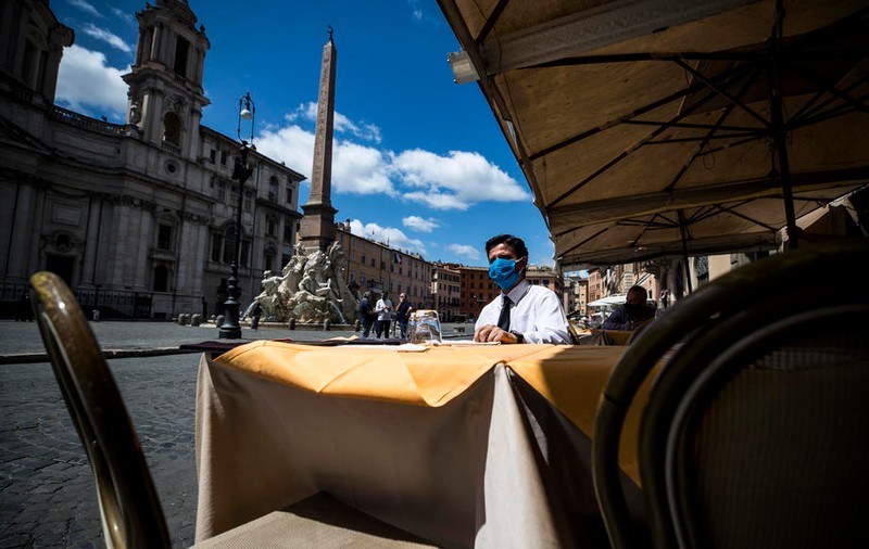 Italia relaxează restricțiile. Aproape toată țara, în zona galbenă. Ce reguli trebuie respectate