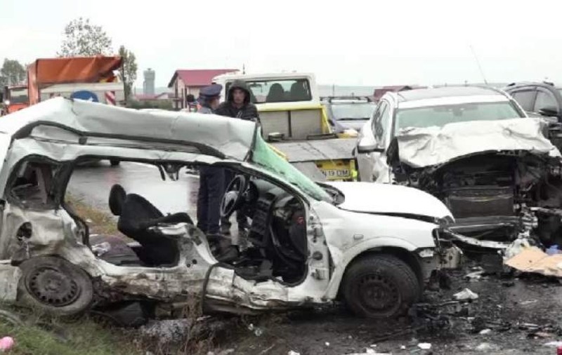 Victor Ponta, reacţie după accidentele teribile din weekend. Propune o lege prin care şoferii vor putea face cursuri gratuite de conducere defensivă, o dată la 3 ani