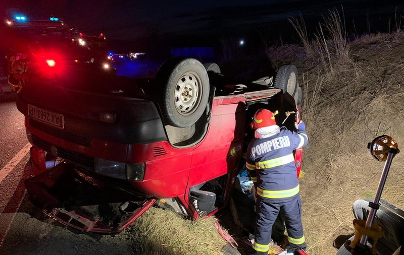 Refugiați ucraineni răniți într-un accident produs în Bihor. În microbuz erau și copii