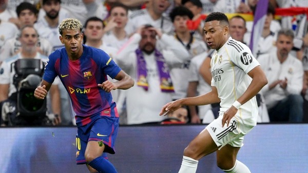 Lamine Yamal (FC Barcelona) și Kylian Mbappe (Real Madrid) s-ar putea întâlni în Supercupa Spaniei la Istanbul în anul 2027 | Foto: Getty Images