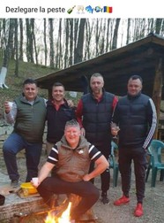 Viorel Federiga, fost căpitan de port la Căpitania Dej, Ronald Hițian, afacerist din Dej, Alin Câmpean, comandantul Poliției Dej, Alin Buși, patron de firmă de construcții în Anglia (pe rândul de sus, de la stânga). Versiunea lor e că poza e de anul trecut, nu din perioada stării de urgență