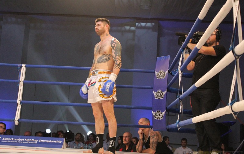 VIDEO / Michael Terrill vrea victoria la Superkombat Constanța