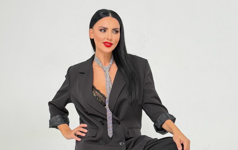 Cum s-a pozat Lavinia Pîrva la ceas de seară, în pijamale cu dantelă. Ce anunț a făcut: „Respir ușurată și recunoscătoare”
