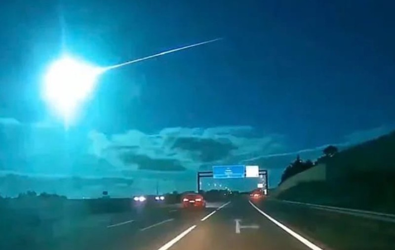 Ce spun astrofizicienii despre mingea de foc care a luminat cerul deasupra Spaniei și Portugaliei | VIDEO