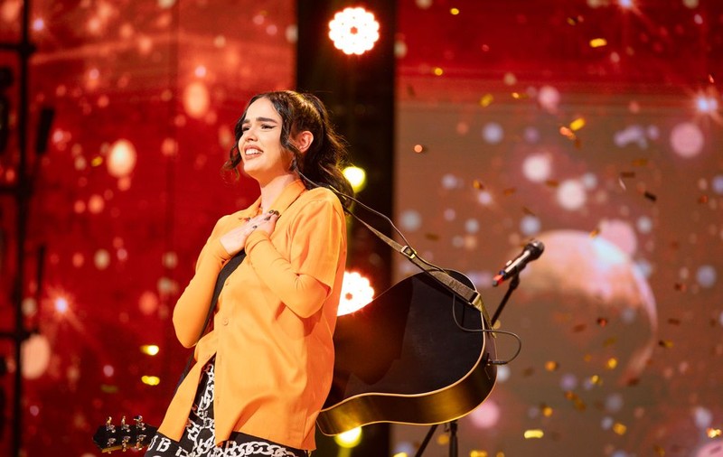 Cine este Iulia Vîlceanu de la „Românii au talent”, sezonul 14. A primit Golden Buzz de la Smiley și Pavel Bartoș. „Ești fenomen!”
