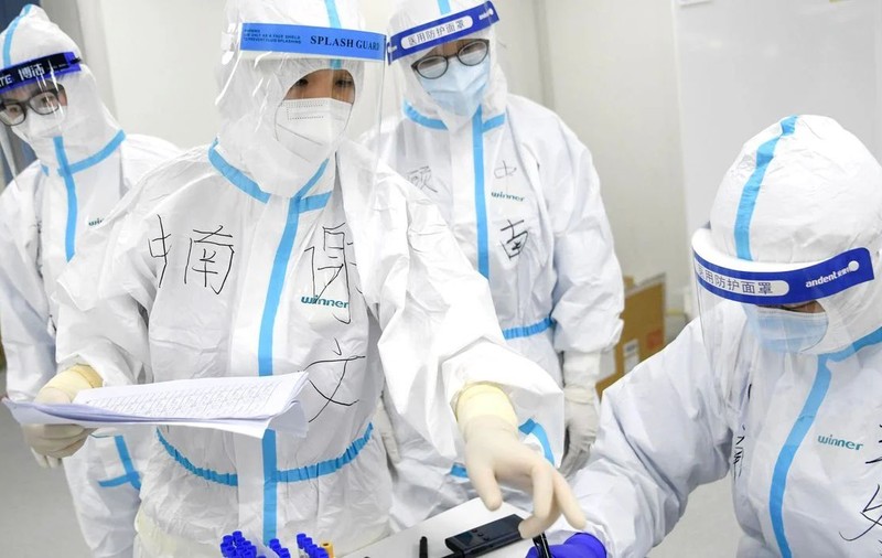 Ajutor pentru Republica Moldova. Un convoi de 20 de camioane cu echipamente medicale pleacă spre Chișinău