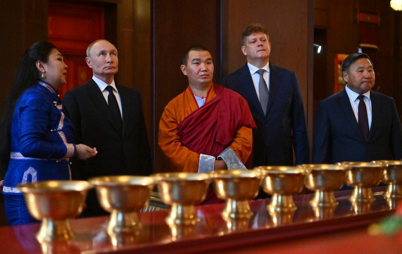 Vladimir Putin a ajuns în Mongolia, în prima sa vizită într-un stat membru al Curții Penale Internaționale. „Nu are nicio îngrijorare”, afirmă Peskov