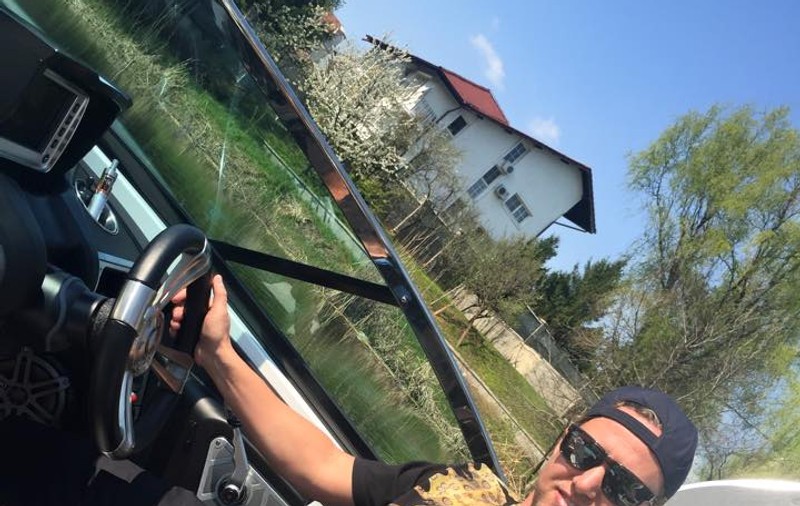 Stăpânul apelor! Reghecampf se dă cu barca, în așteptarea unui semn de la Gigi Becali / GALERIE FOTO