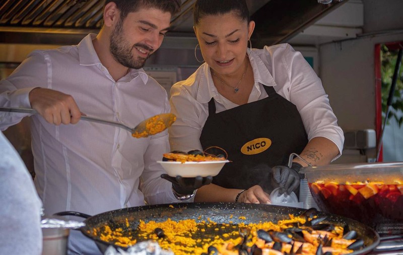 România găzduiește semifinala Campionatului Mondial de Paella. 12 aleși intră în focuri la Bucharest Street Food Festival