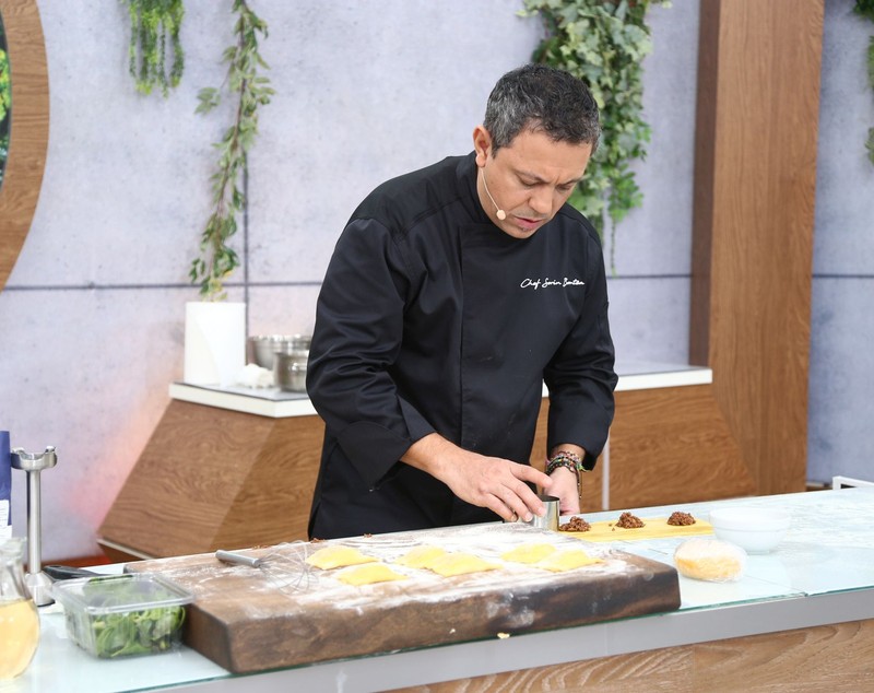 Fiecare Chef dezvăluie în detaliu secretele farfuriilor pe care le pregătește la „Chefi la cuțite”. Ce vor face Scărlătescu, Dumitrescu și Bontea