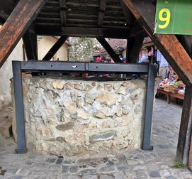 Fântâna din Cetatea Râșnov