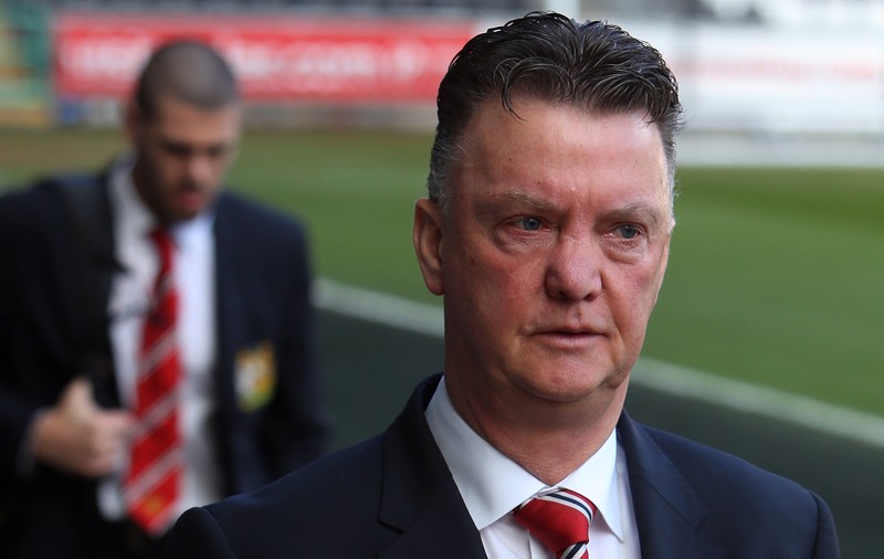 ULUITOR! Van Gaal s-a făcut de râs în Anglia! S-a îmbătat, apoi a ținut un discurs  / VIDEO
