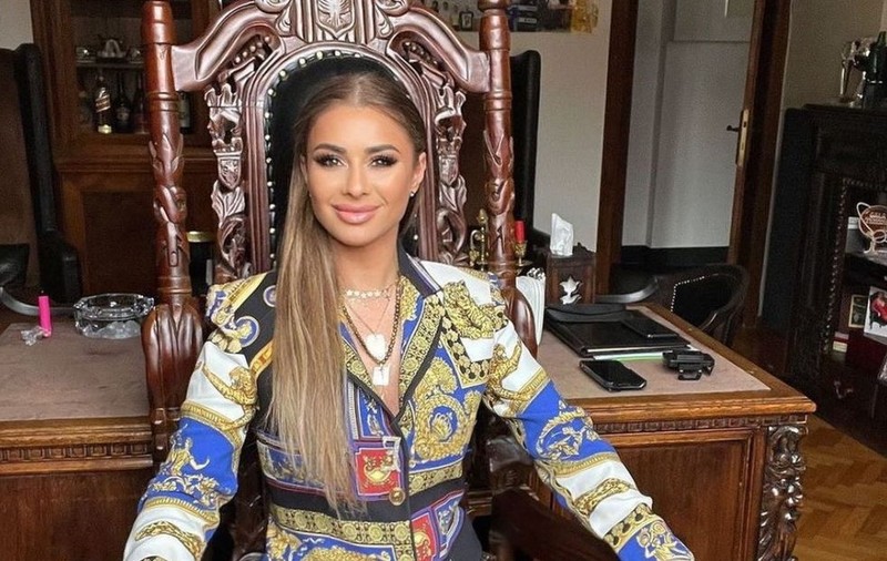 Cât de mult a slăbit Anamaria Prodan. Impresara, apariție spectaculoasă la o nuntă. „Casă de piatră”