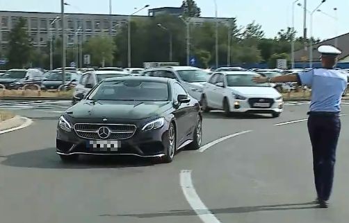Halep oprită în trafic (sursă foto captură telekomsport.ro)