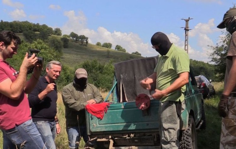 IGPR: Armele prezentate de Sky News sunt de vânătoare
