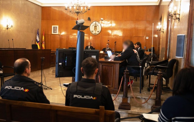 Un român a suferit un AVC în fața judecătorilor care se pregăteau să-l condamne. Riscă 19 ani de închisoare, în Spania