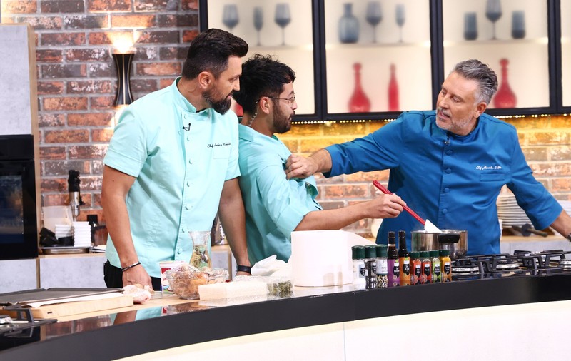 „Chefi la cuțite”, 16 martie 2026. Chef Alexandru Sautner oferă cuțitul de aur