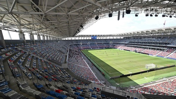 Stadionul Steaua generează facturi lunare de peste 71.000 de euro pentru utilități. Foto: Hepta