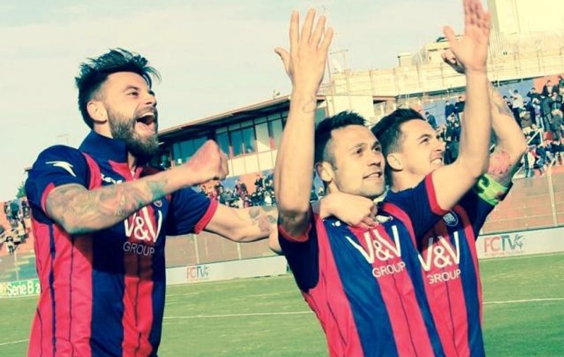 Adrian Stoian, decisiv pentru Crotone. Italienii, la două puncte de salvarea de la retrogradare