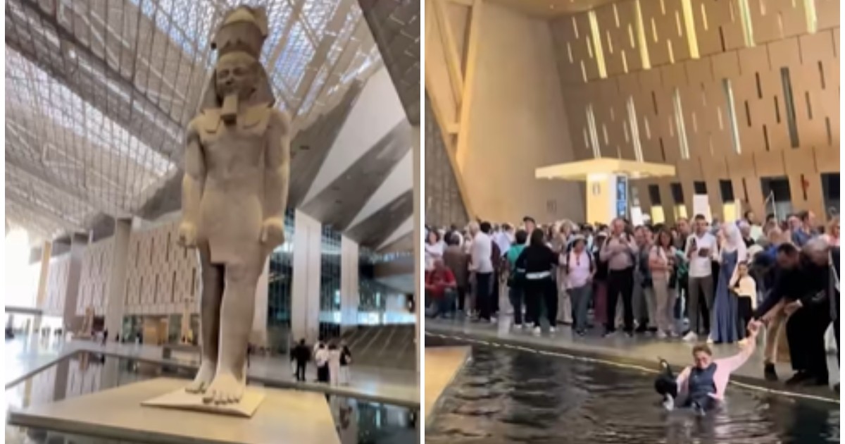 Statuia lui Ramses al II-lea în partea stângă, iar în partea dreaptă o femeie a căzut într-un bazin cu apă în fața unei mulțimi.